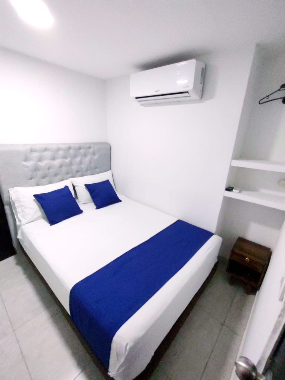 Economy Double Room | Desk, laptop workspace, soundproofing, WiFi (free)
