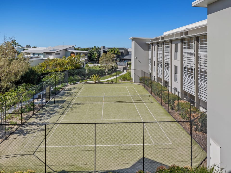 Tennis court