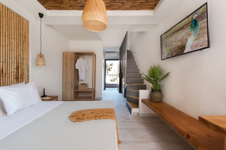 Standard Suite | Premium bedding, memory foam beds, minibar, in-room safe