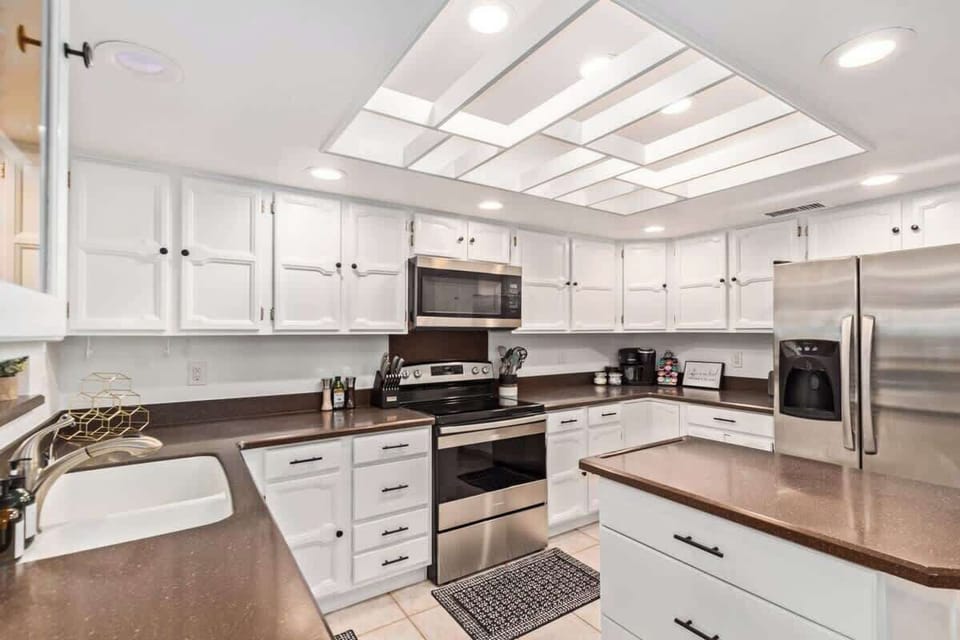 Fully stocked Kitchen with new Stainless Steel Appliances