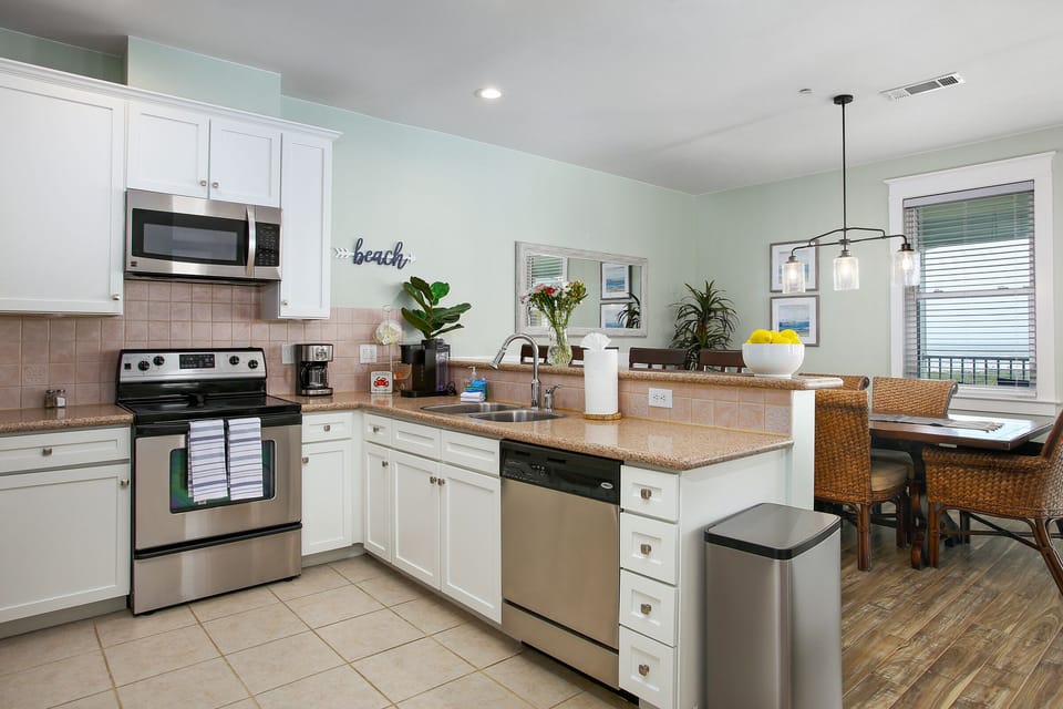 Fully stocked kitchen with all that you'll need to cook family meals.