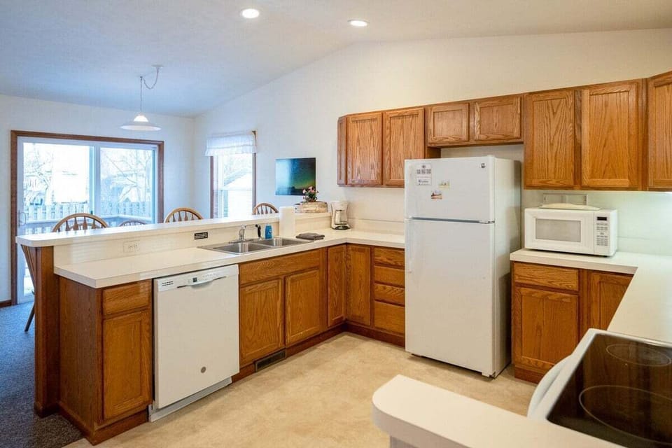 Fully equipped kitchen