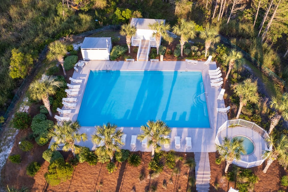 1 of 2 community pools plus a kiddie pool!