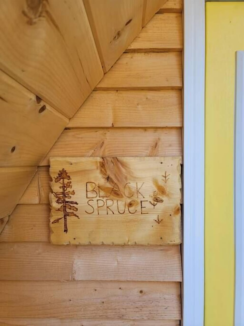 Hand made signs on each pod