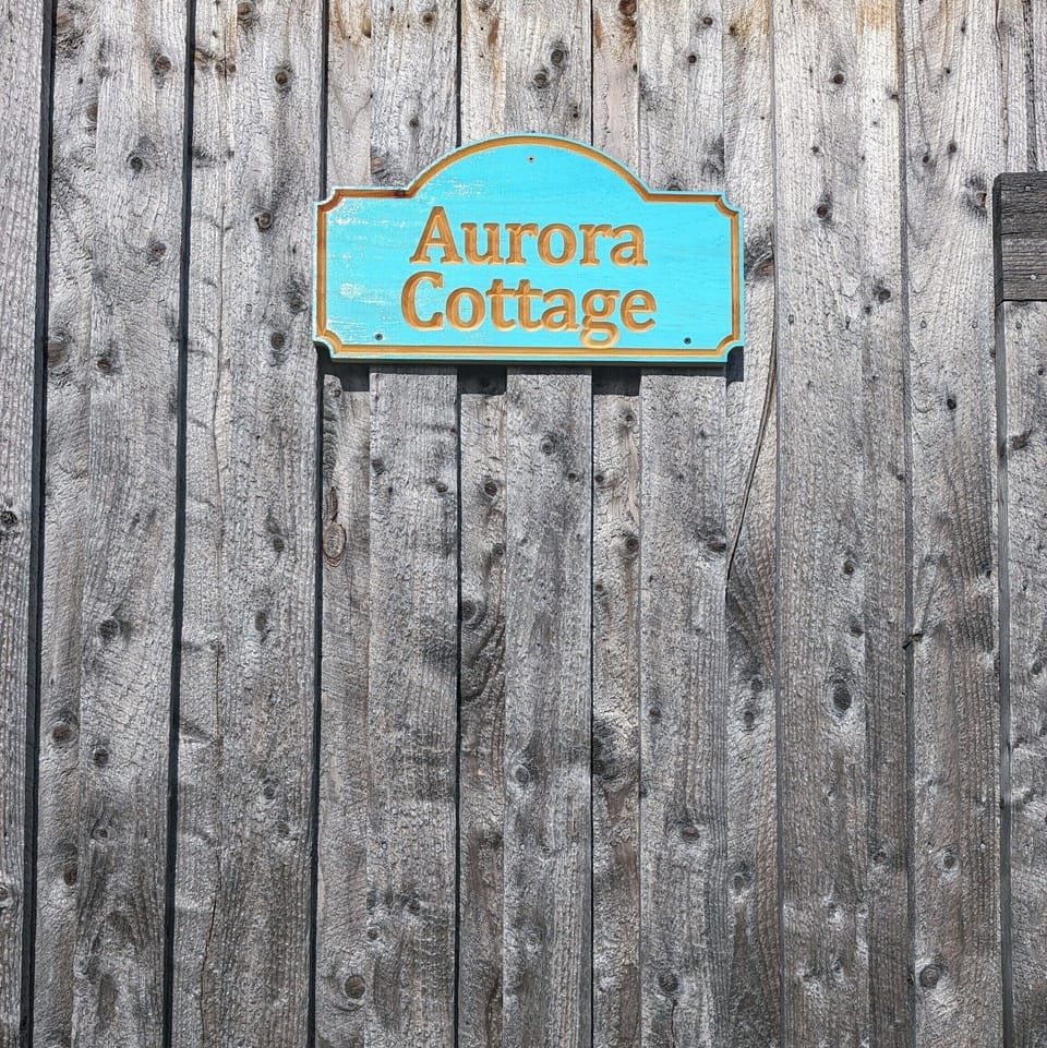 Aurora cottage 