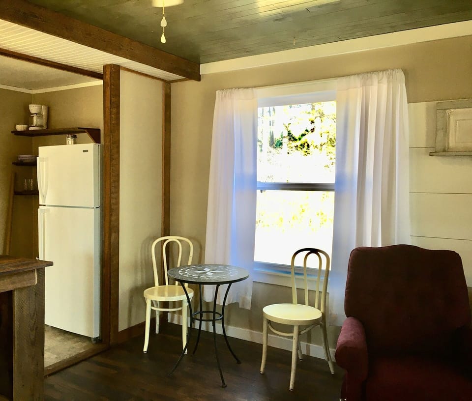 Breakfast nook