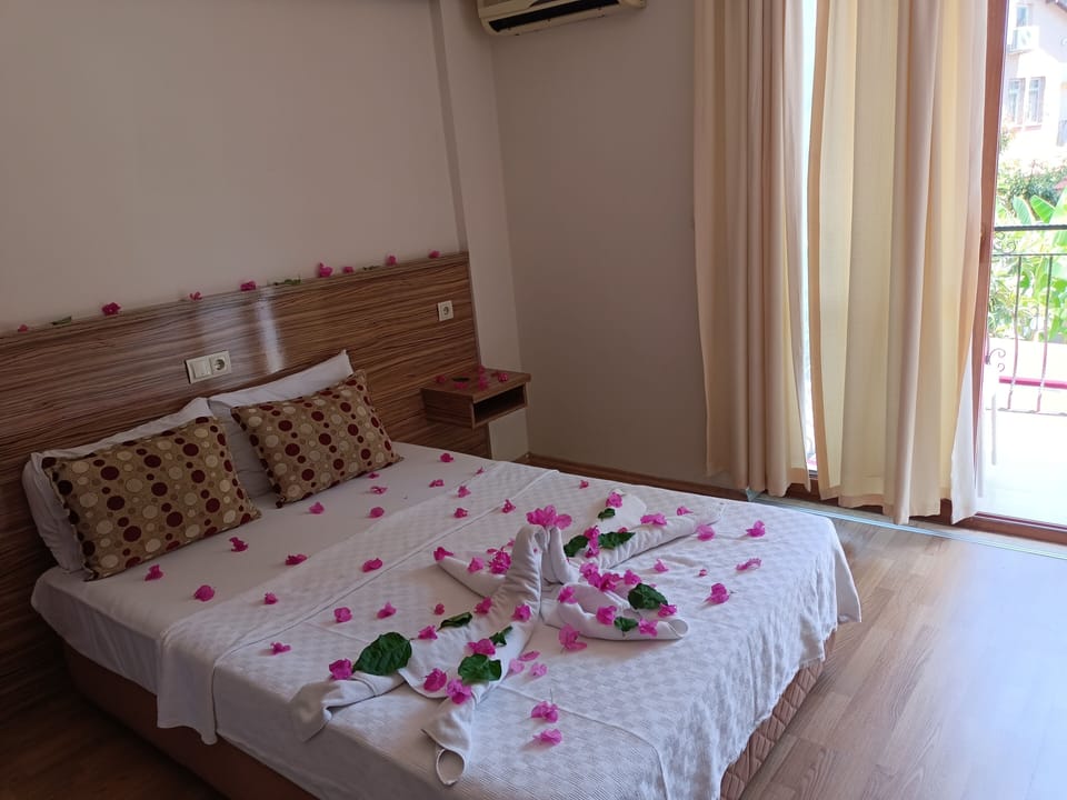 Premium bedding, blackout drapes, soundproofing, WiFi (free)