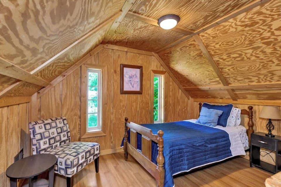 This is the upstairs twin size bed on one side of the open loft.