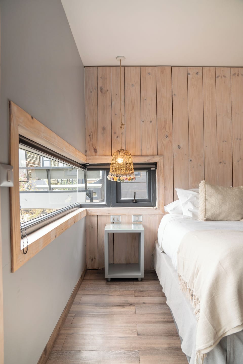 Garden View Suite | Hypo-allergenic bedding, desk, blackout drapes, free WiFi