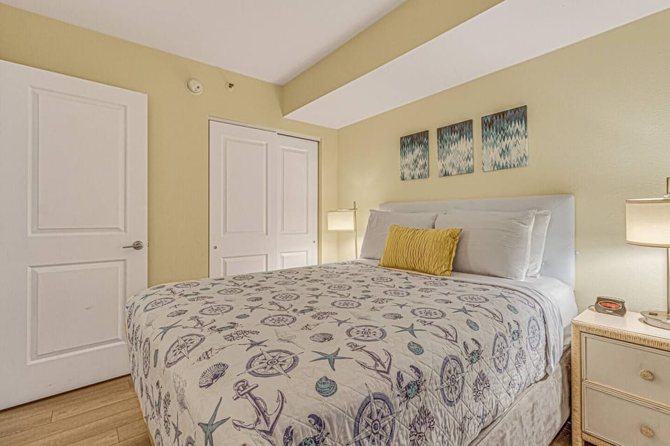 Dreamy bedroom overlooking the beach
