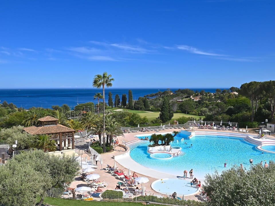Water, Body Of Water, Swimming Pool, Resort, Sea, Coast, Tourist Attraction, Tropics, Eco Hotel, Ocean