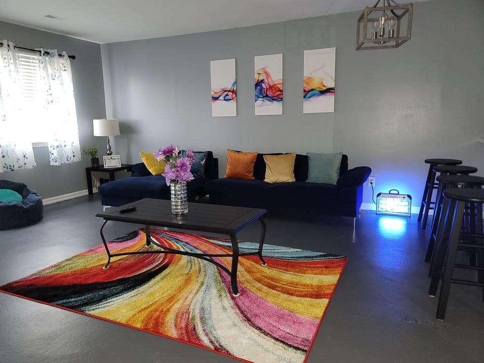 living room 