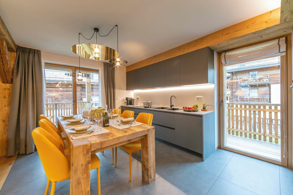Kitchen and dining area