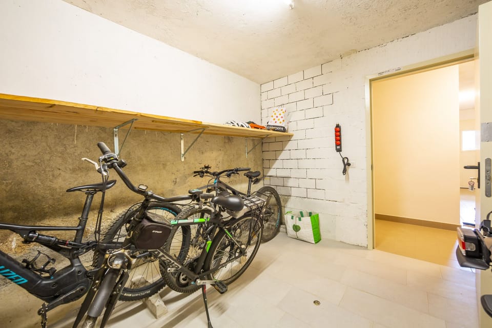 Private bike and ski room