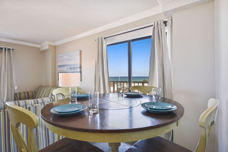Dining Area with Gulf View