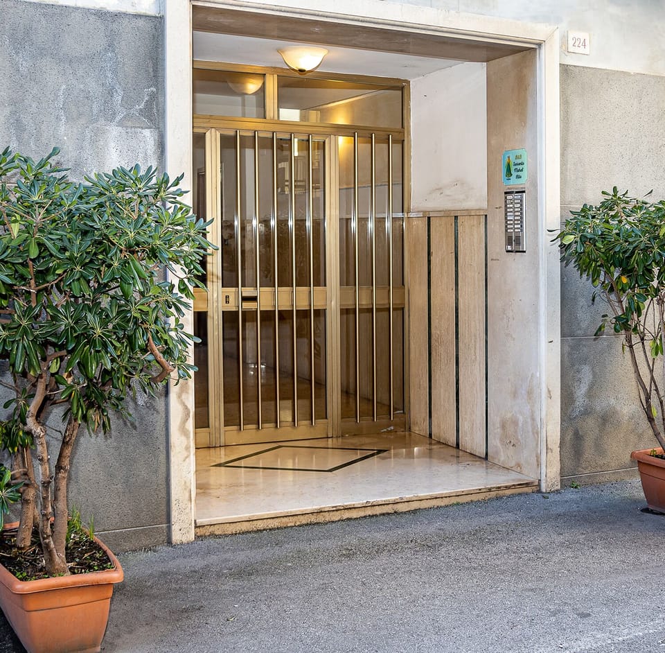 Apartment | Exterior