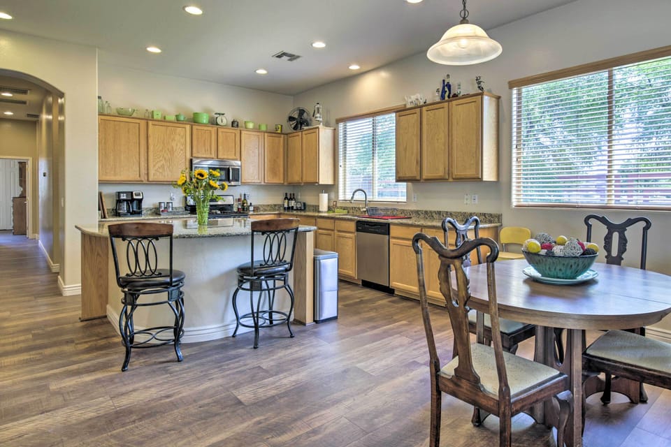 Kitchen | Fully Equipped