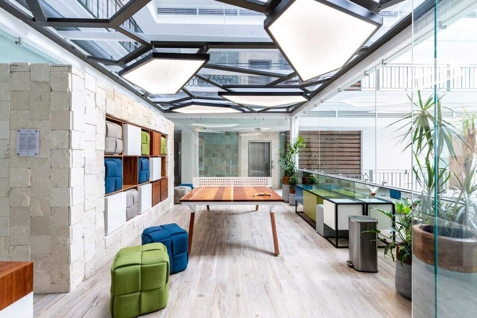 Ping-Pong Table