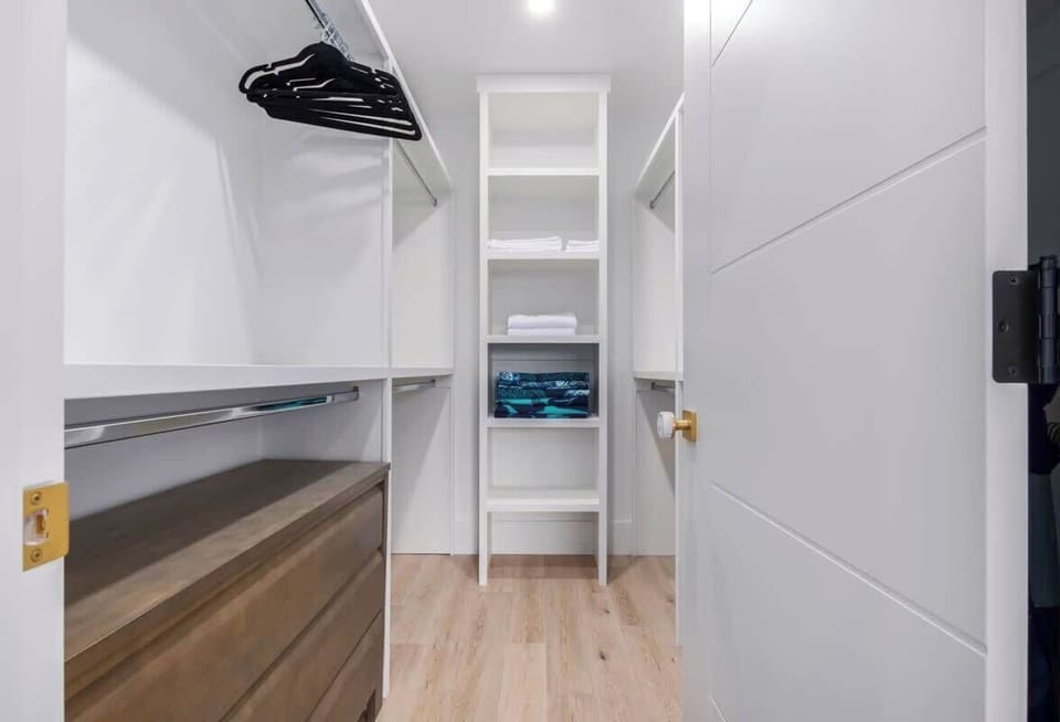 Huge Walk-in Closet