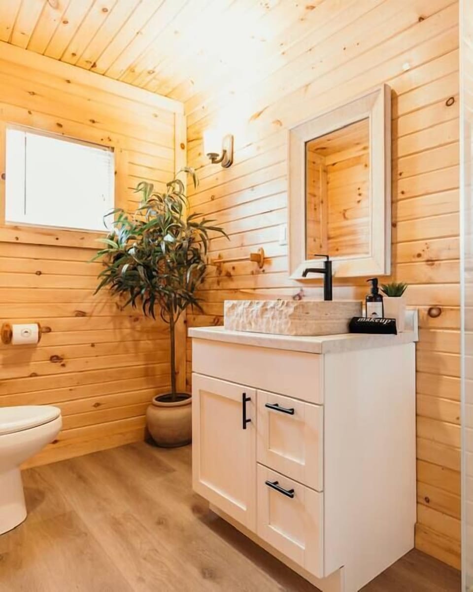 Full Bathroom with standing shower