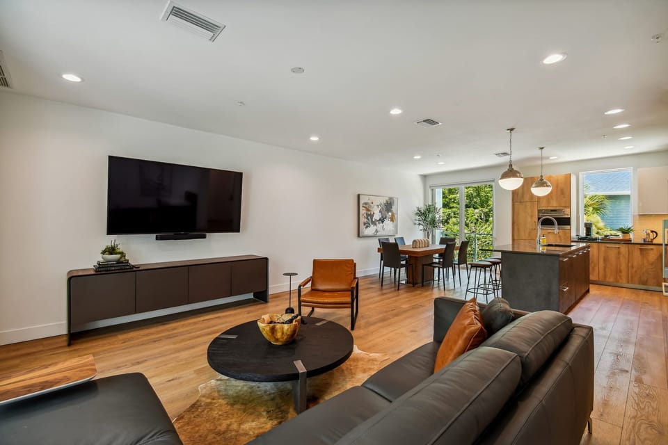 Second Floor Living
