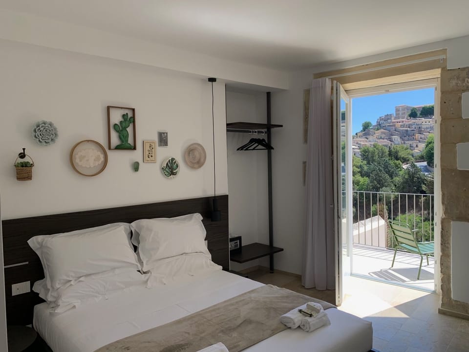 Deluxe Room, Terrace, Hill View | In-room safe, blackout drapes, soundproofing, WiFi (free)
