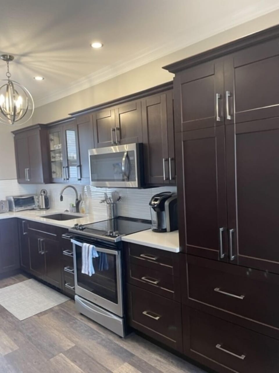 Large, Upgraded Kitchen with Everything you Will Need to Cook 