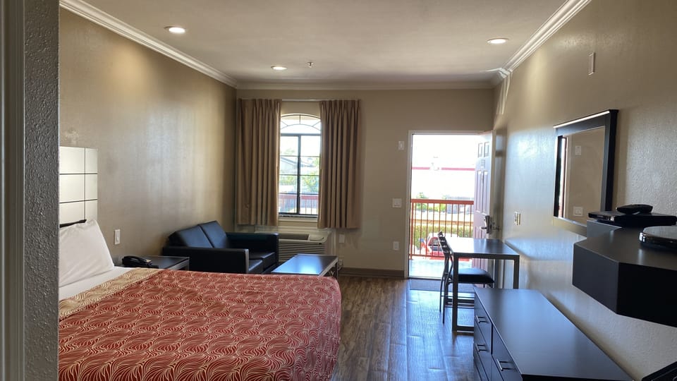 Blackout drapes, iron/ironing board, free WiFi, bed sheets