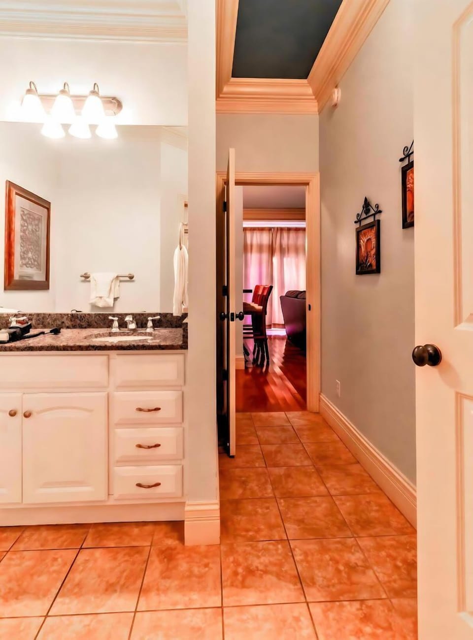 Elegant granite countertops and inviting natural light greet you with a touch of luxury!
