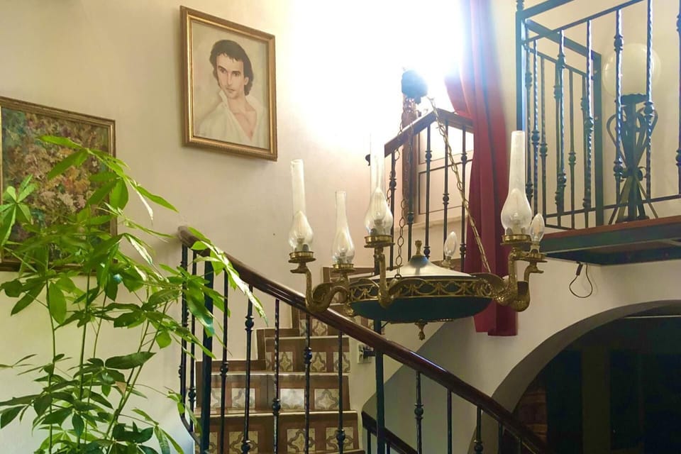 Cozy House Sleeps 2 With Pet Friendly Option House in Alvor