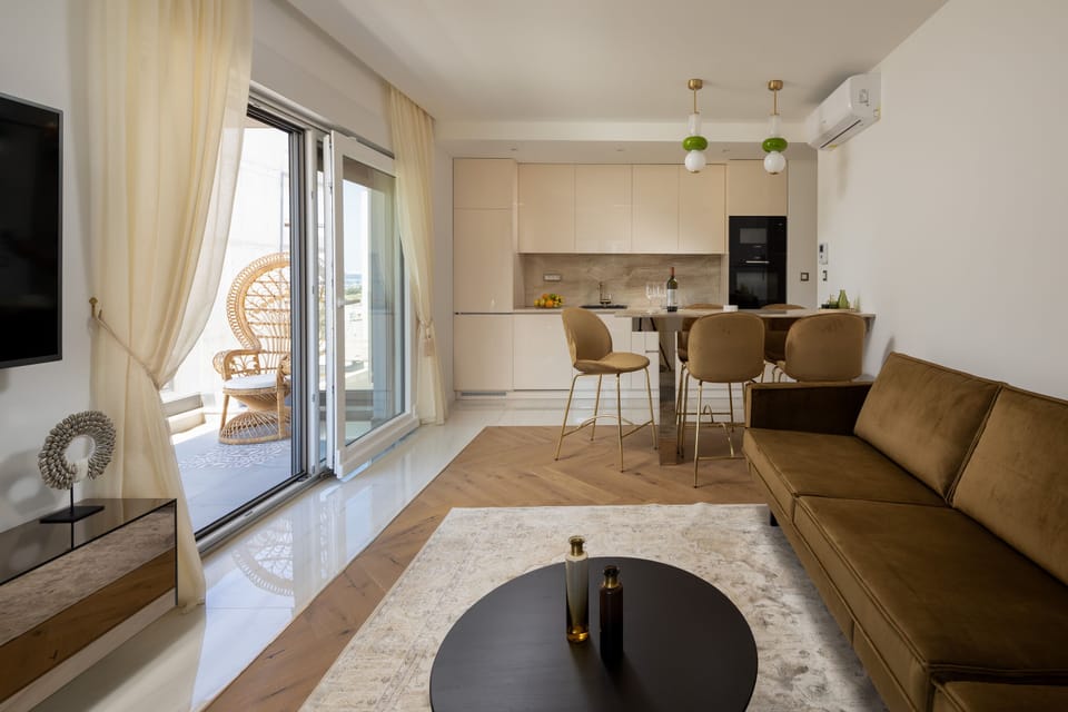 Apartment | Private kitchen | Full-size fridge, microwave, oven, stovetop