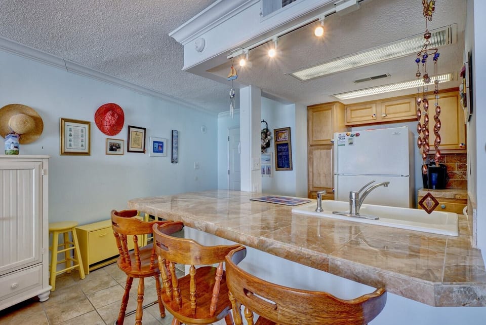 Breakfast Bar