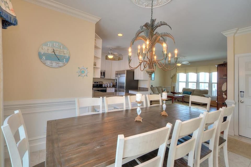 Dining Room and Kitchen
GW 5.16.23