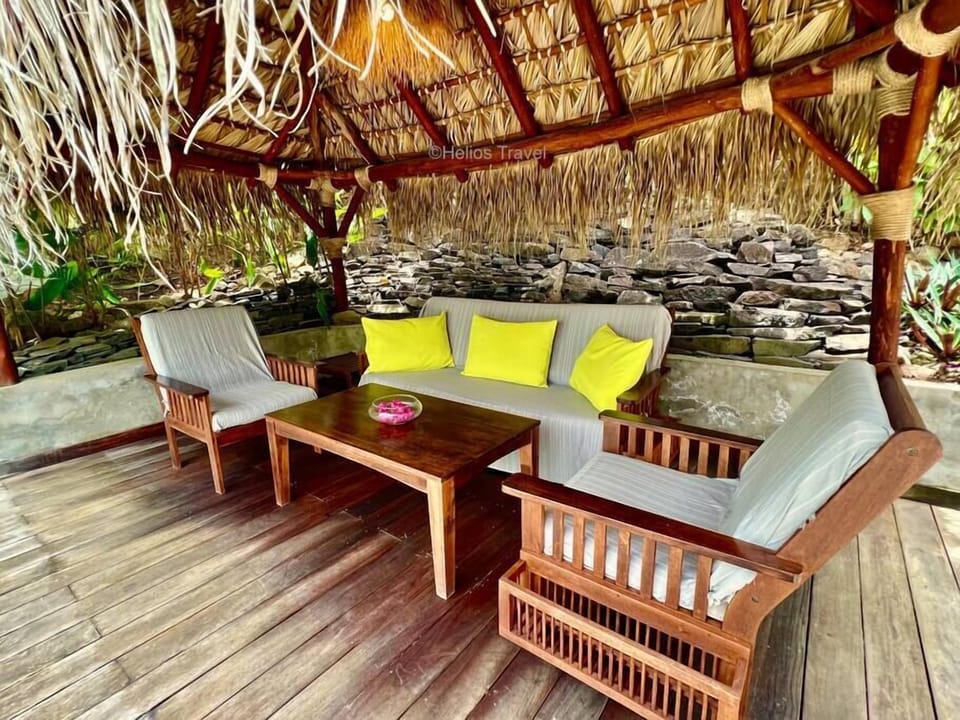 Outdoor lounge in complete privacy