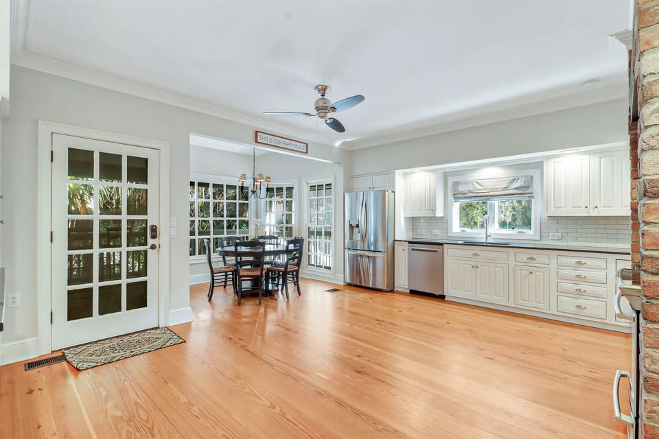 Kitchen at 9 Ibis