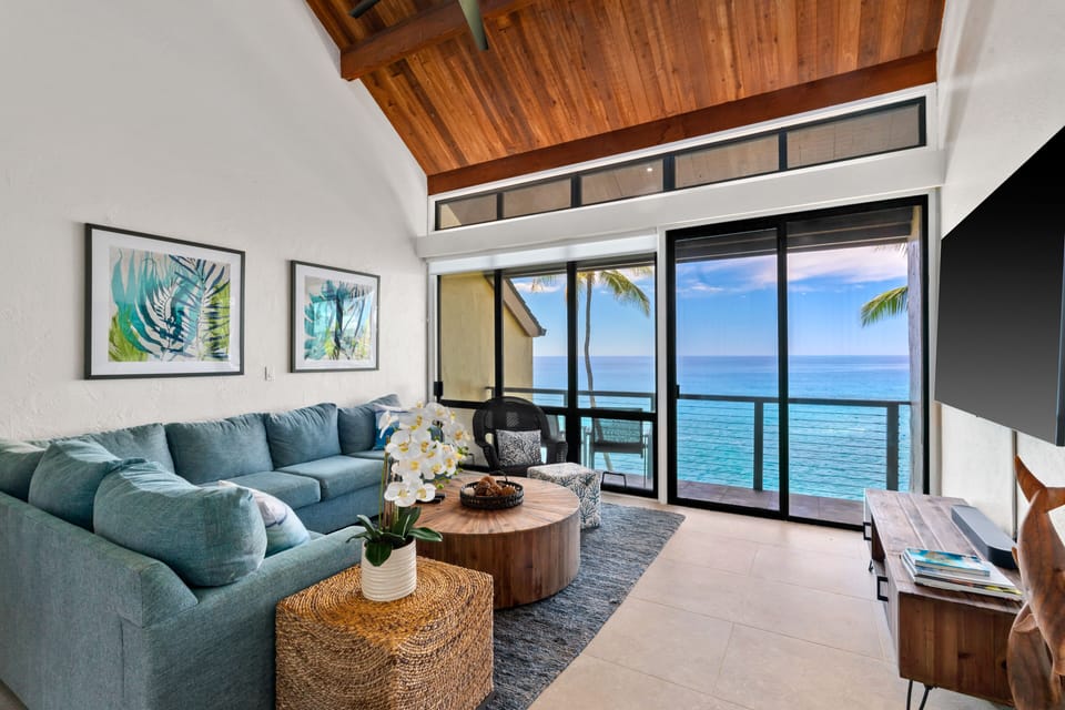 Family Room Overlooking Ocean
