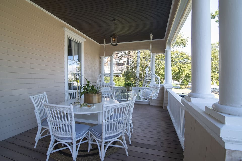 VERANDA