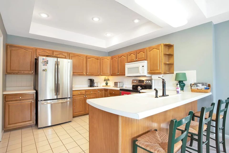 Spacious kitchen with all the necessities