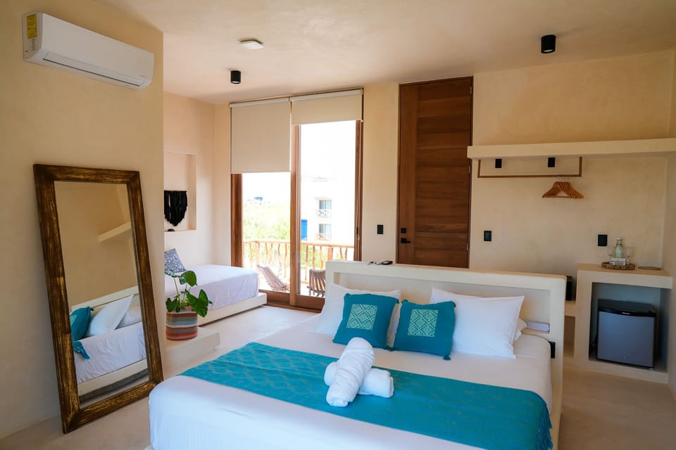 Suite (Cielo) | Individually decorated, individually furnished, free WiFi, bed sheets