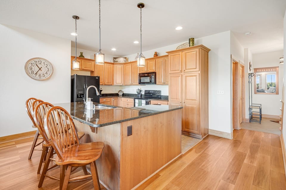 Plenty of counter space in this squeaky-clean kitchen!