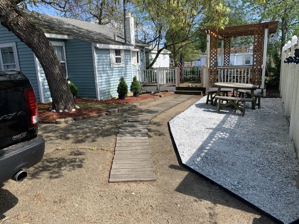 view of beach cottage from entry