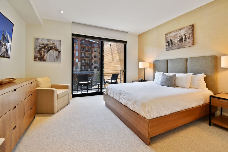 Large Guest Suite