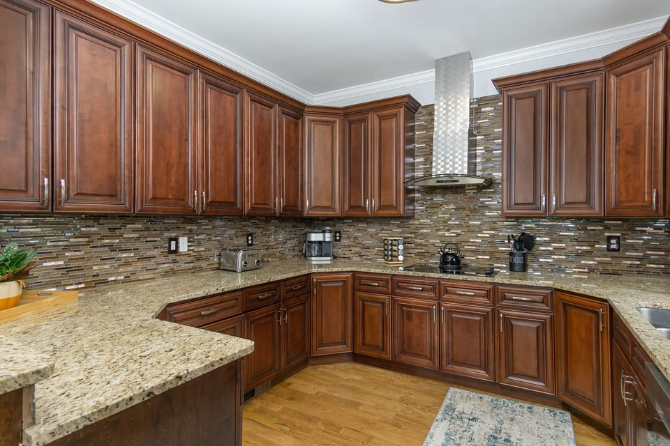 You'll never feel cramped in this kitchen, ideal for groups that love to cook together!