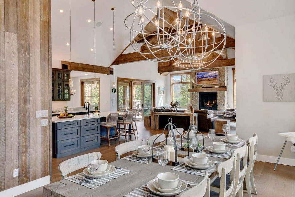 Expansive Dinnerware Collection