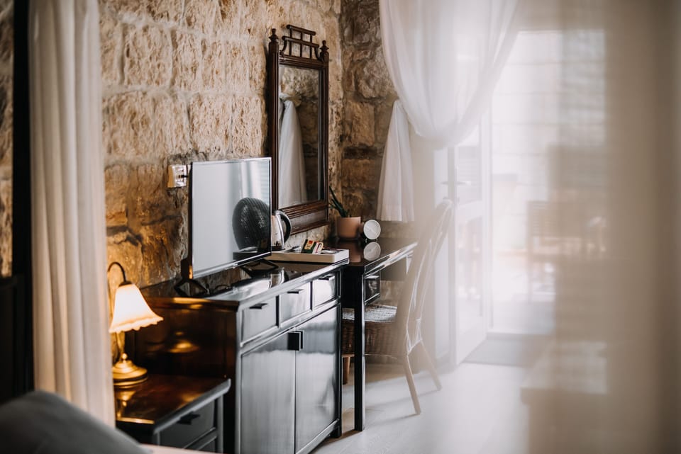Deluxe Double Room, Terrace | Egyptian cotton sheets, premium bedding, Select Comfort beds, minibar