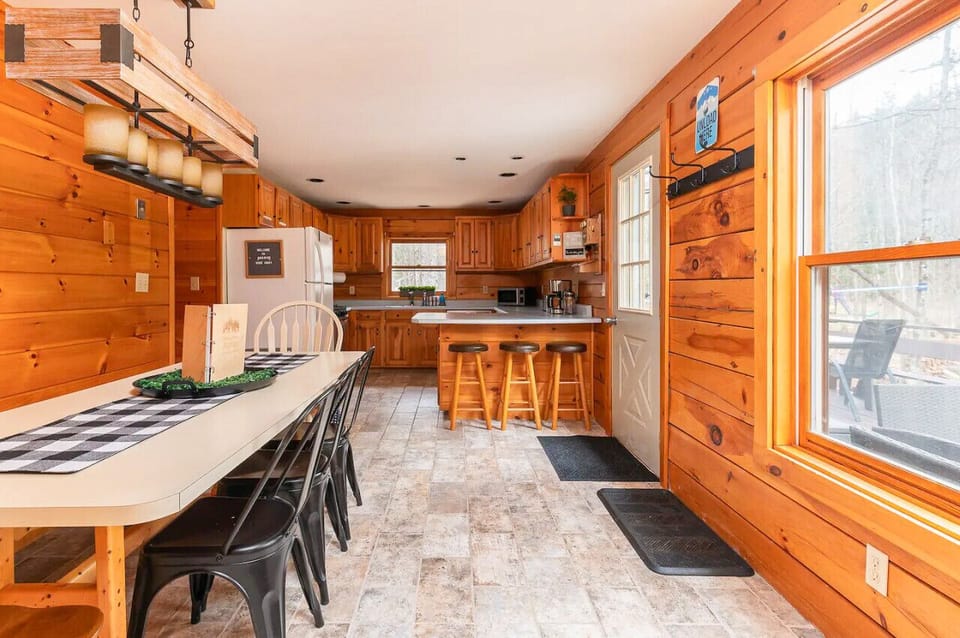 Enjoy cooking and dining in our well-equipped space.