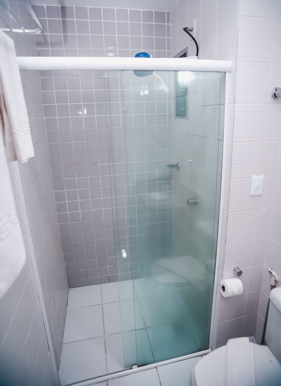 Shower, towels