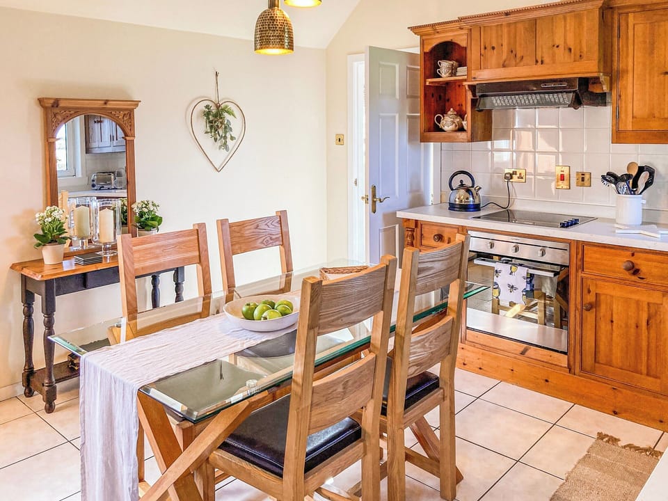 Kitchen/diner | Loch View, Grimshader