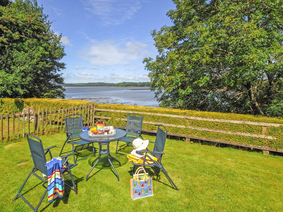 Outdoor area | Inglenook Cottage, Landshipping, near Narberth