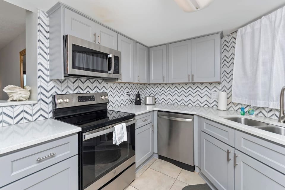 Updated, fully stocked kitchen